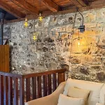 Casa vacanze La Gurueba, Frente Rio Y Cascada