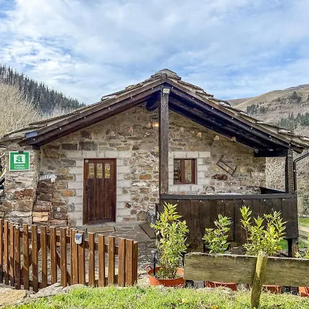 La Gurueba, Frente Rio Y Cascada 度假居 贝加德帕斯