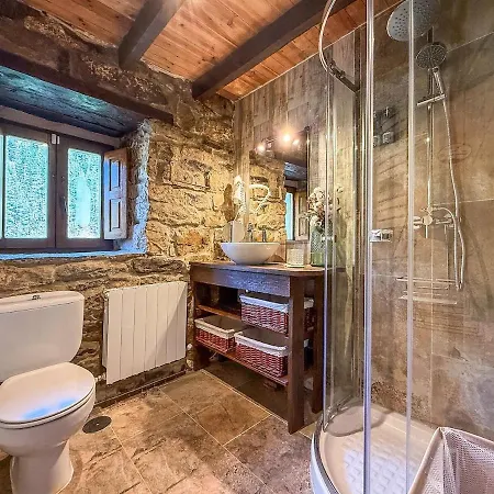 La Gurueba, Frente Rio Y Cascada 度假居 贝加德帕斯