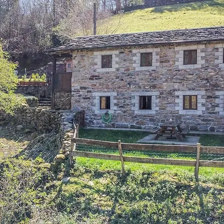 別荘 La Gurueba, Frente Rio Y Cascada ベガ・デ・パス