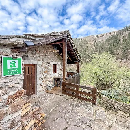 La Gurueba, Frente Rio Y Cascada 別荘 ベガ・デ・パス