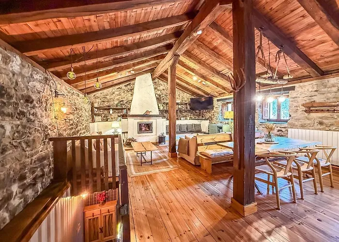 Hébergement de vacances La Gurueba, Frente Rio Y Cascada Vega de Pas